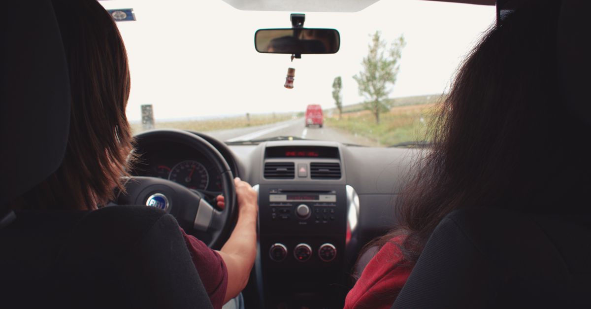 The Impact of Positive Feedback on Driving Confidence