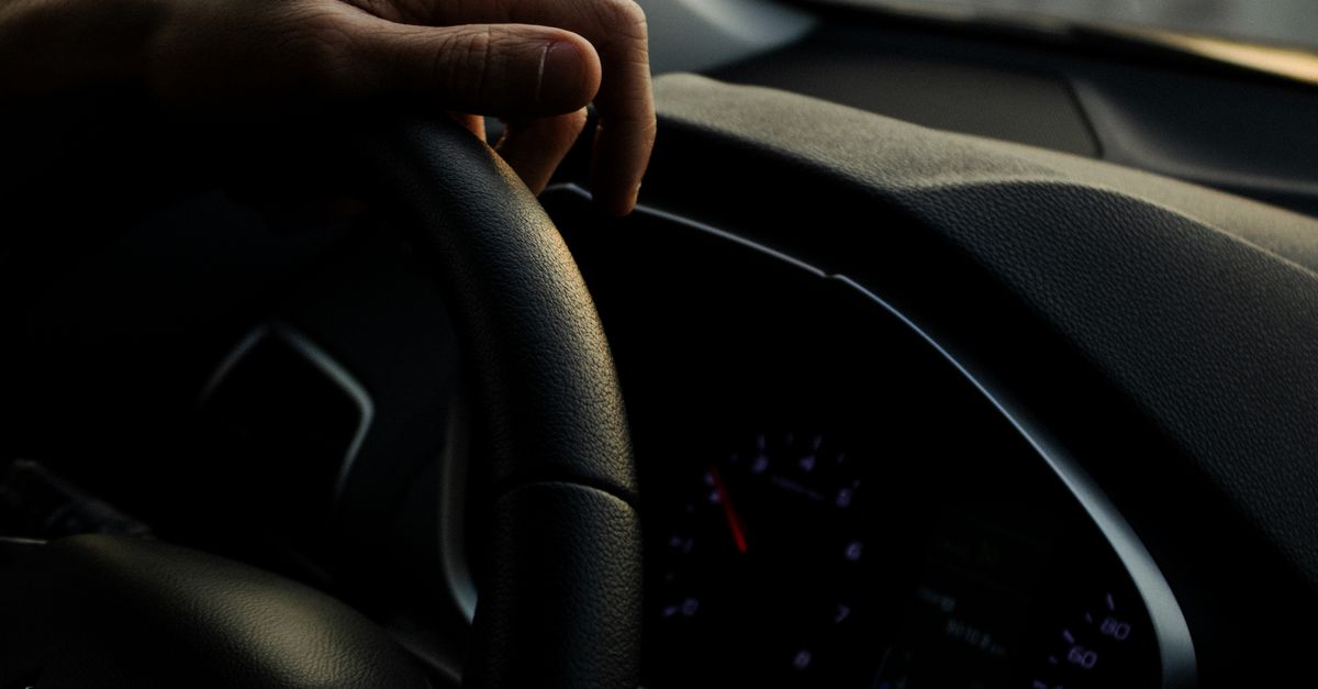 Understanding the Driving Test Structure Through Professional Lessons